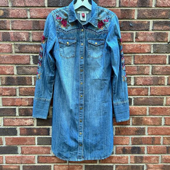 Stetson Embroidered Denim Shirt Dress Jacket Blue Long Sleeve Snap Size Medium - Picture 1 of 7